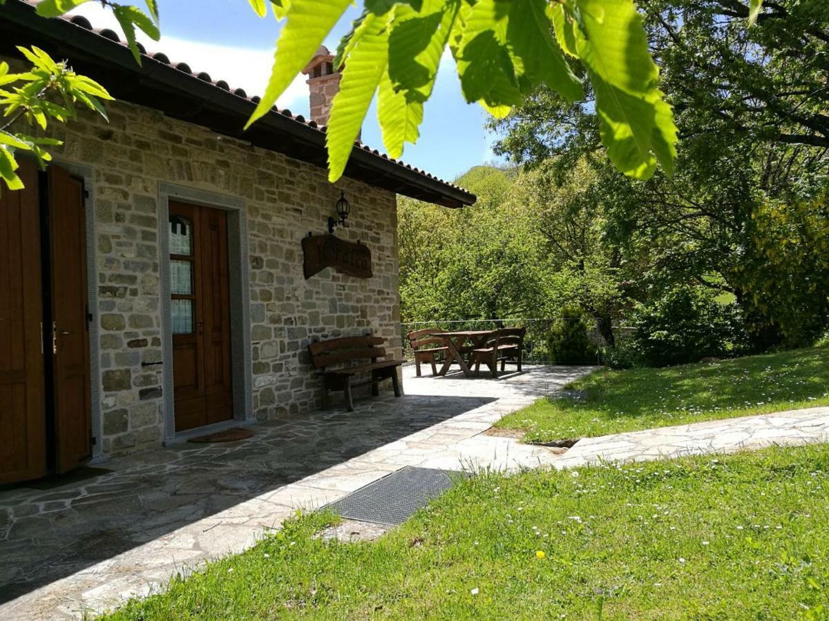 Agriturismo Il Falco Del Monte Fumaiolo Alfero Buitenkant foto